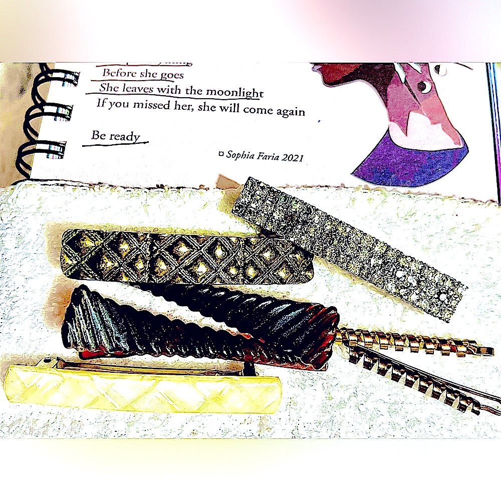 - 7 vtg hair accessories: tortoise Mauritius/made in France MOP Philips Crystal+
